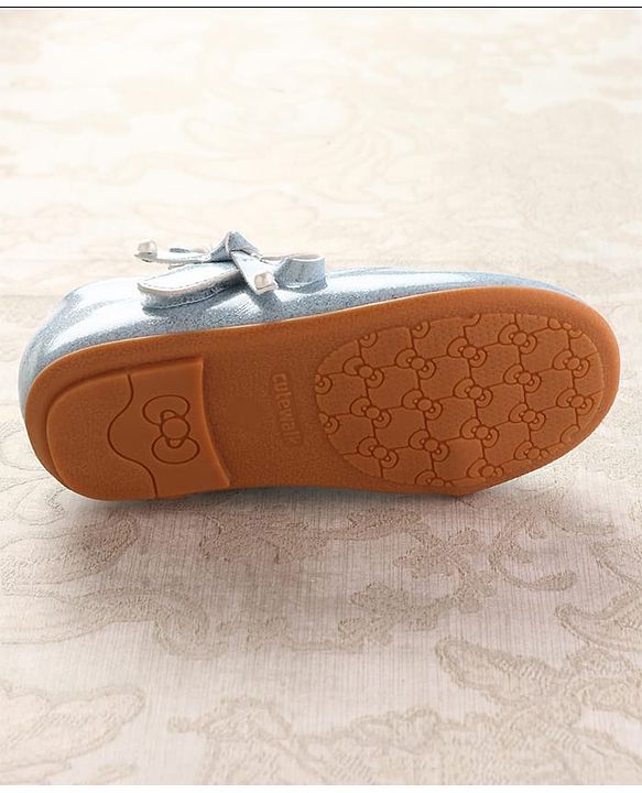 Cute Walk by Babyhug Ballerinas With Velcro Closure & Bow Applique - Beige
