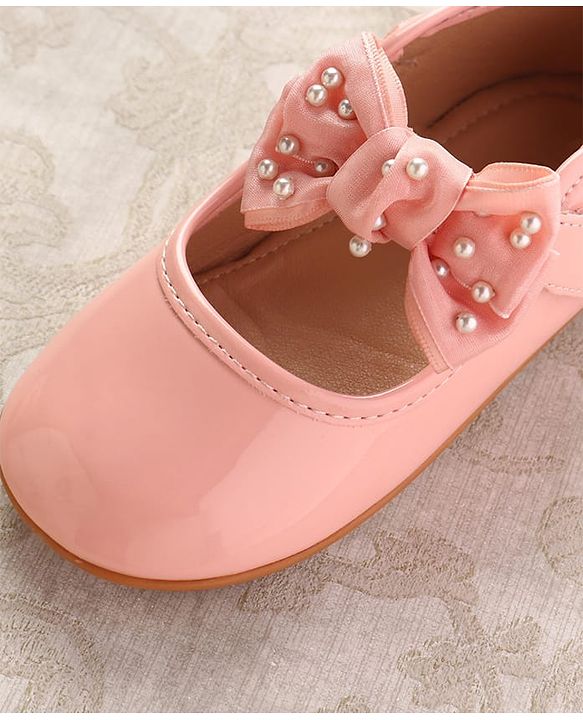 Cute Walk by Babyhug Ballerinas With Velcro Closure & Bow Applique - Pink