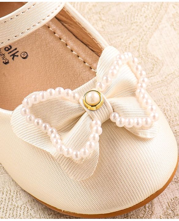 Cute Walk by Babyhug Ballerina with Velcro Closure & Bow Applique - White