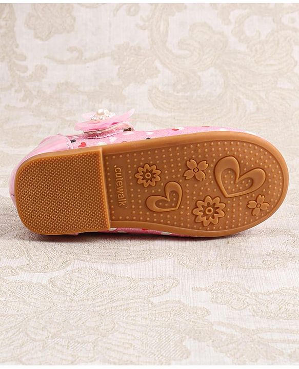 Cute Walk by Babyhug Ballerina with Velcro Closer & Hearts Print - Pink