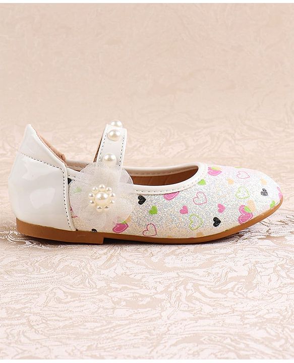 Cute Walk by Babyhug Ballerina with Velcro Closer & Hearts Print - Pink