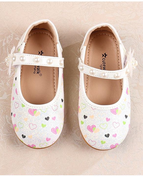 Cute Walk by Babyhug Ballerina with Velcro Closer & Hearts Print - Pink