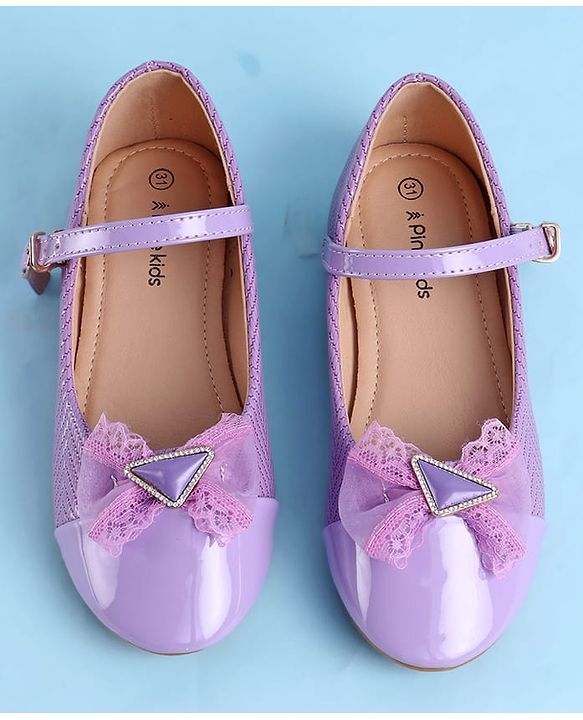 Pine Kids Clip Closure Solid Coloured Ballerina With Bow Applique - Purple