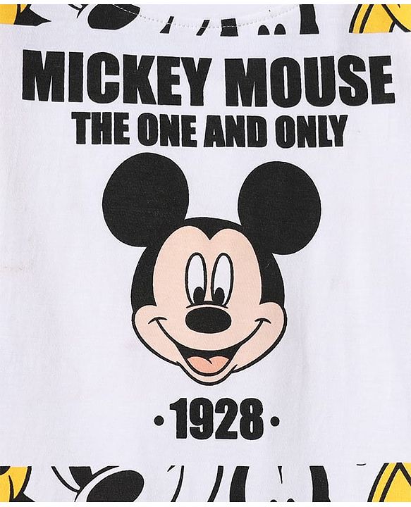 Pinekids Disney Single Jersey Knit Half Sleeves Oversize Drop Shoulder T-Shirt With Mickey Mouse Family Print - White