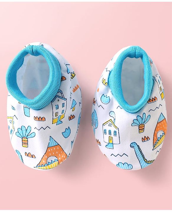 Babyhug 100% Cotton Cap Mittens & Booties With Tropical Theme Print Light Blue - Diameter 10.5 cm