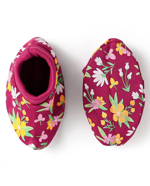 Babyhug 100% Cotton Interlock Knit Mittens & Booties With Floral Print - Maroon