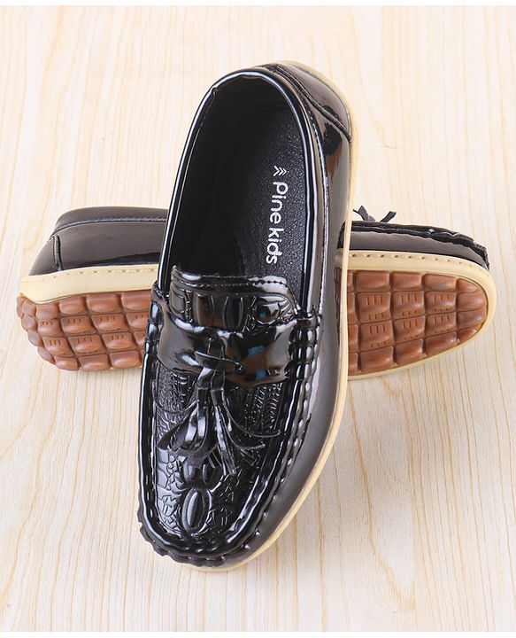 Pine Kids Textured Slip On Loafers - Black