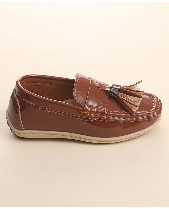 Cute Walk by Babyhug Slip On Loafers with Tassels Applique - Brown