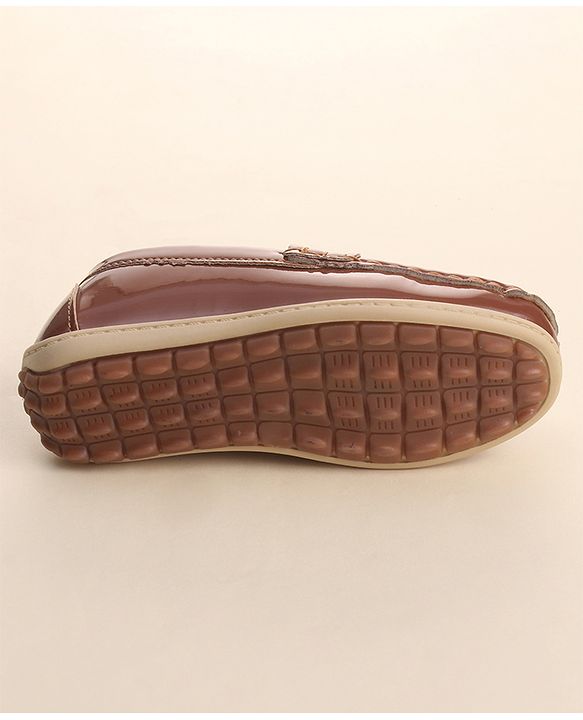 Cute Walk by Babyhug Slip On Loafers with Tassels Applique - Brown