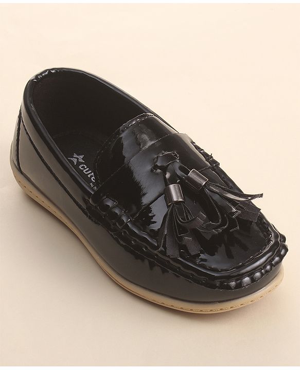 Cute Walk by Babyhug Slip On Loafers with Tassels Applique - Brown