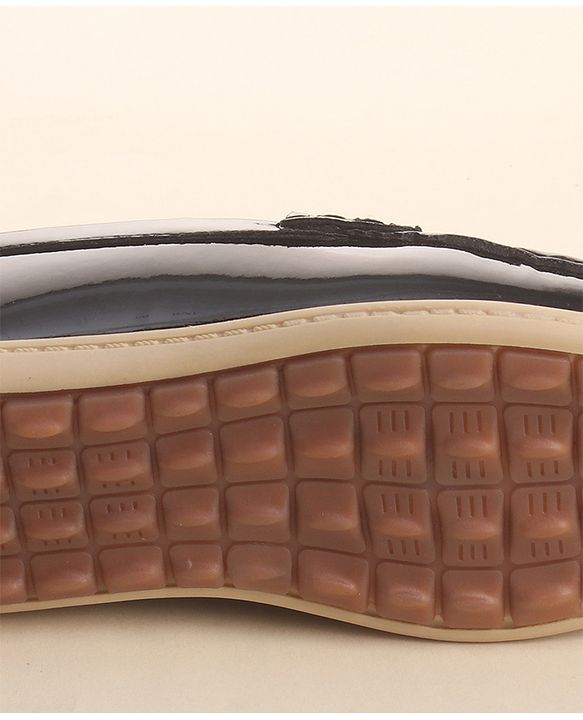 Cute Walk by Babyhug Slip On Loafers with Tassels Applique - Brown