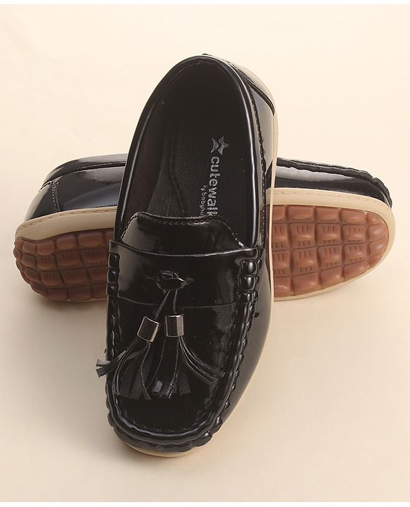Cute Walk by Babyhug Slip On Loafers with Tassels Applique - Brown