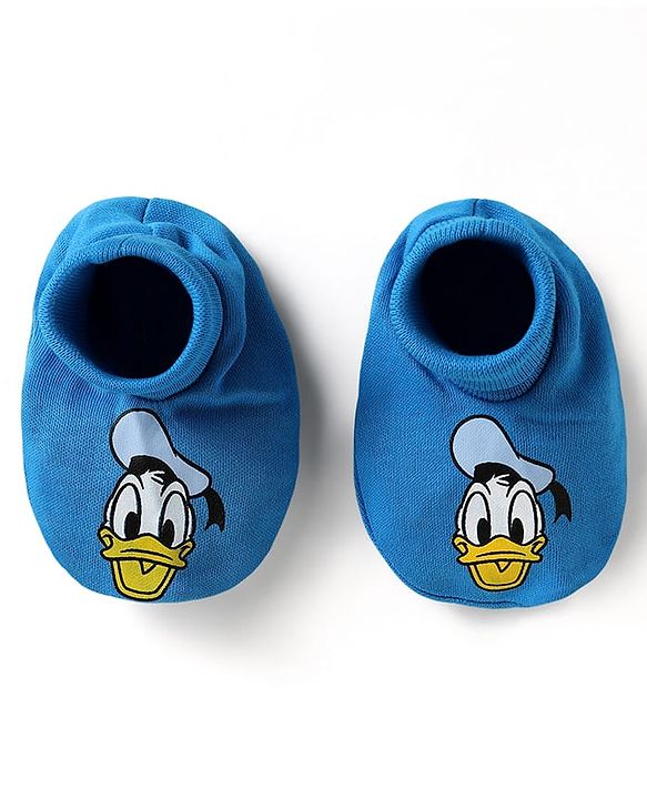 Babyhug Disney 100% Cotton Cap Mittens & Booties Set With Mickey Mouse & Family Graphics Blue - Circumference 28 cm