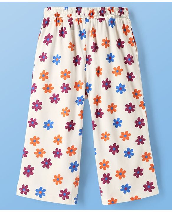Pine Kids Cotton Knit Half Sleeves Capri Night Suit With Floral Print - White