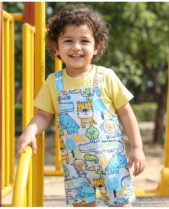Babyhug Single Jersey Knit Half Sleeves T-Shirt & Dungaree With Animal Print - Light Blue & Yellow