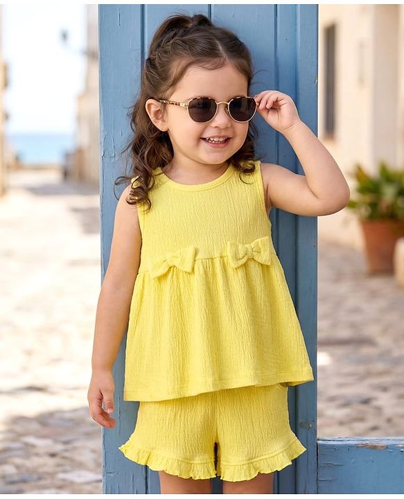 Babyhug Single Jersey Knit Sleeveless Solid Top & Shorts Set With Bow Applique - Yellow