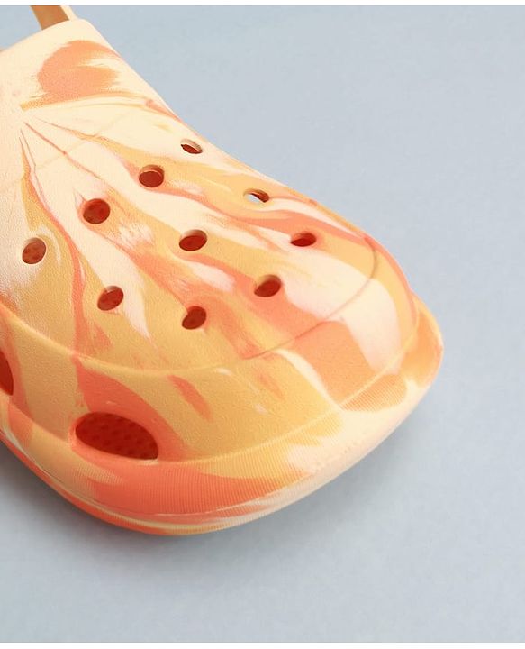 Pine Kids Back Strap Closure Clogs With Marble Print - Orange