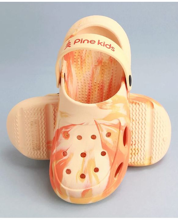 Pine Kids Back Strap Closure Clogs With Marble Print - Orange
