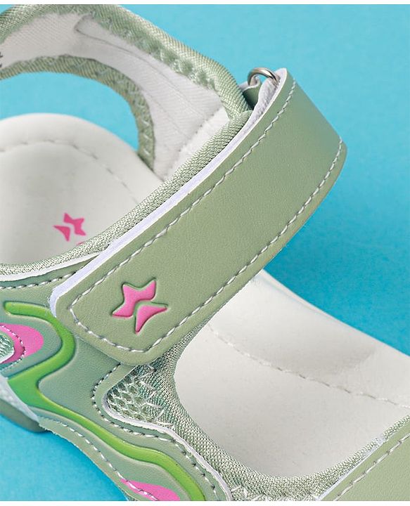 Cute Walk by Babyhug Sandals with Velcro Closure - Purple