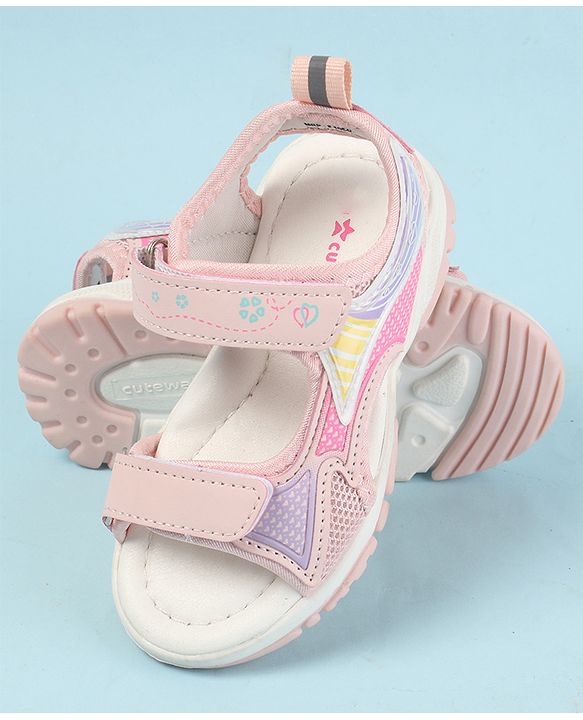 Cute Walk by Babyhug Velcro Closure Sandals with Hearts Print - Fuchsia