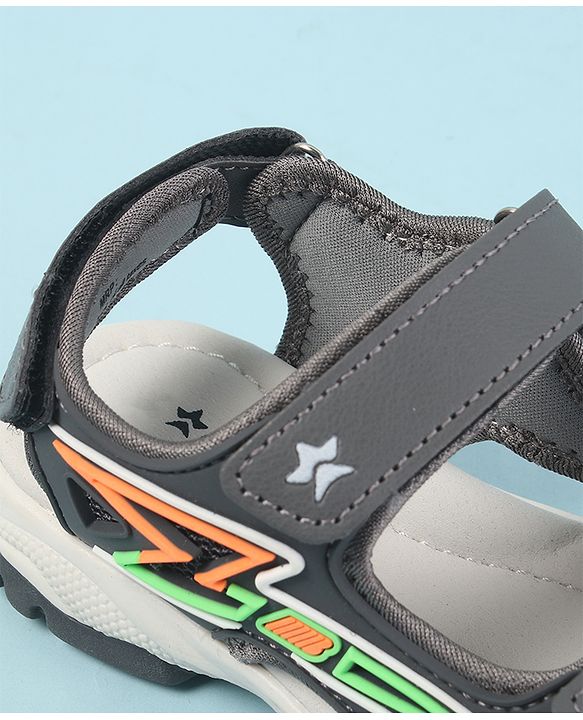 Cute Walk by Babyhug Velcro Closure Sandals with 3D Applique - Grey