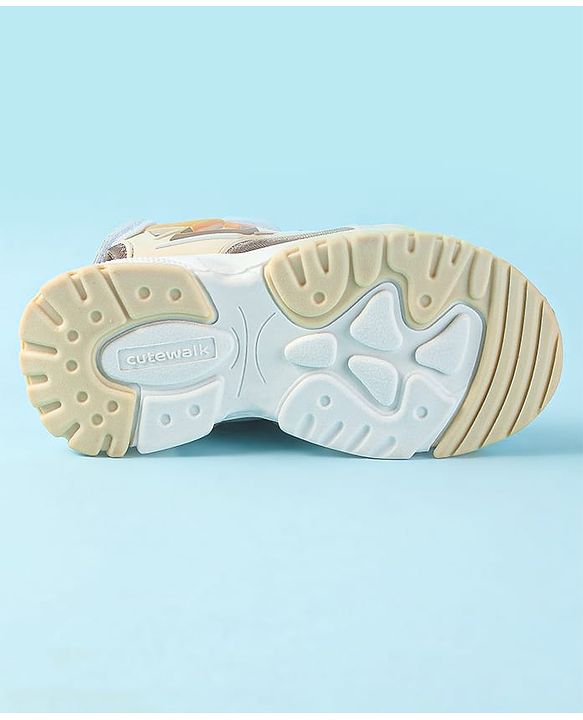 Cute Walk by Babyhug Velcro Closure Sandals with 3D Applique - Grey