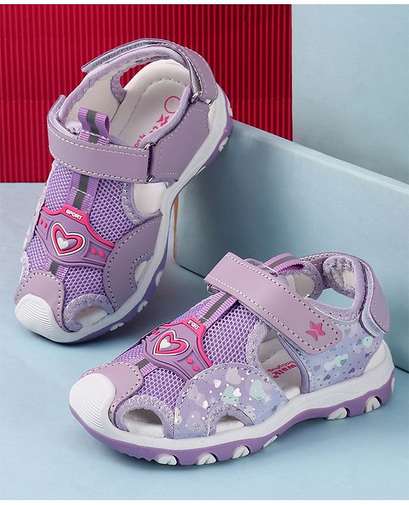 Cute Walk by Babyhug Sandals with Velcro Closure & Heart Applique - Pink