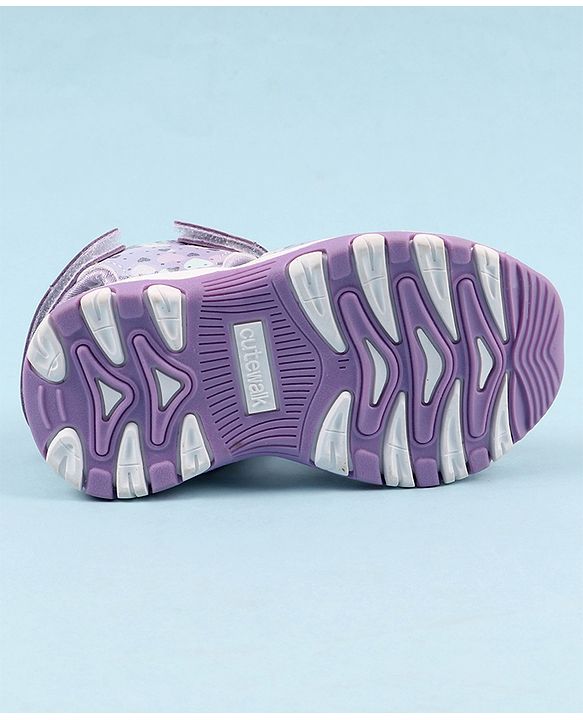 Cute Walk by Babyhug Sandals with Velcro Closure & Heart Applique - Pink