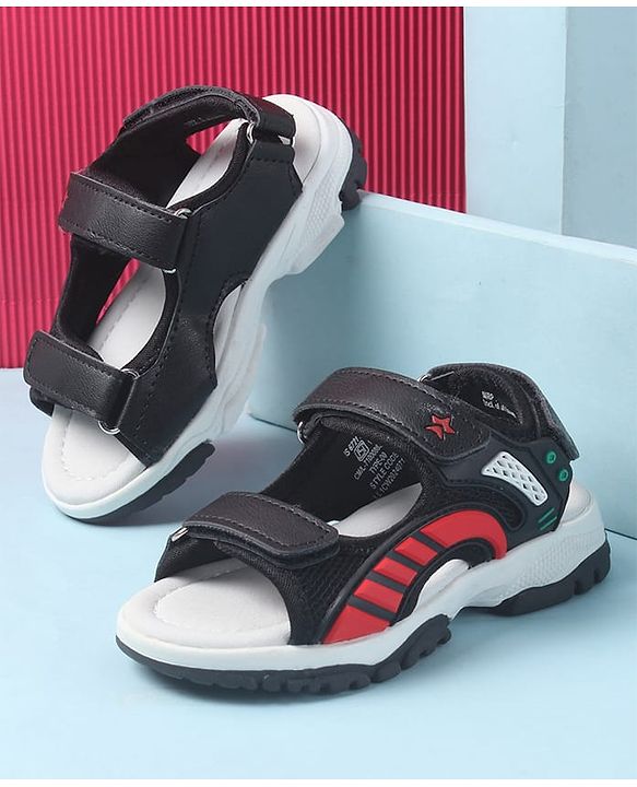 Cute Walk by Babyhug Velcro Closure Sandals with Applique - Black