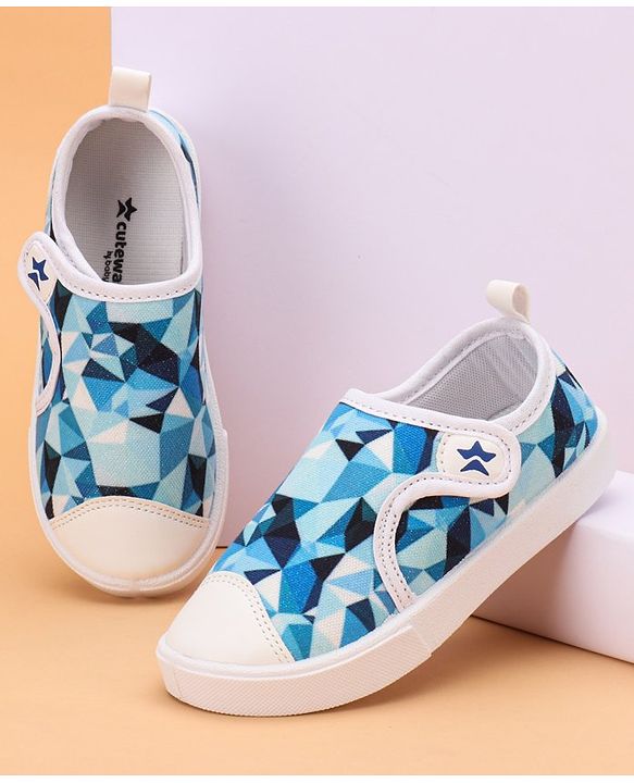 Cute Walk by Babyhug Casual Shoes with Velcro Closure Geometric Print - Sky  Blue