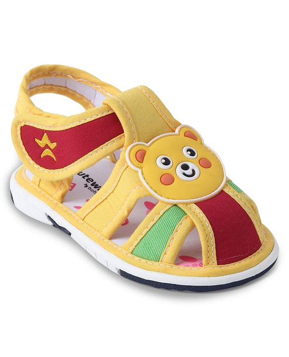 Cute Walk by Babyhug Sandals with Velcro Closure & Teddy Applique - Yellow