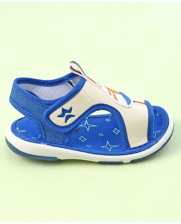 Cute Walk by Babyhug Sandals with Velcro Closure & Yatch Applique - Blue