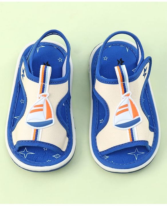 Cute Walk by Babyhug Sandals with Velcro Closure & Yatch Applique - Blue