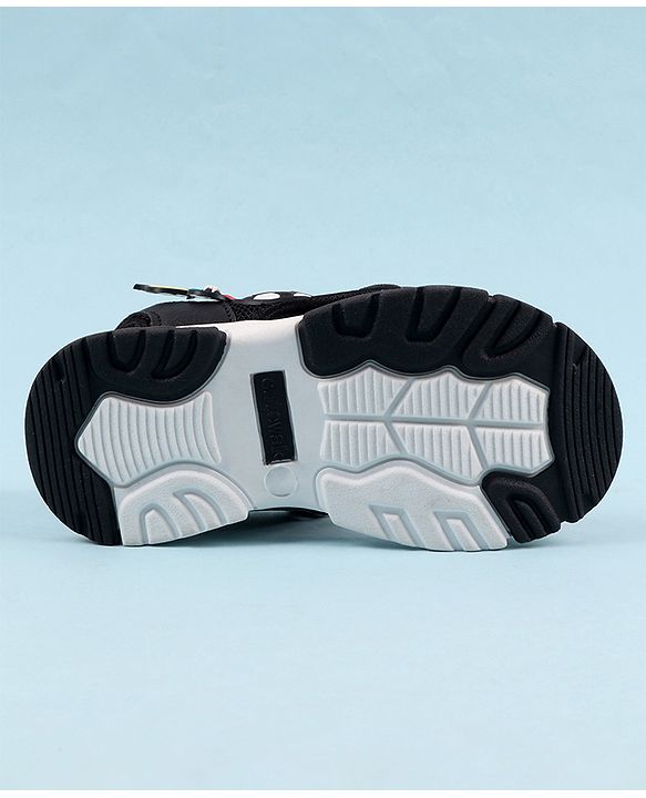 Cute Walk by Babyhug Sandals with Velcro Closure & 3D Applique - Black