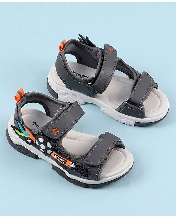 Cute Walk by Babyhug Sandals with Velcro Closure & 3D Applique - Black