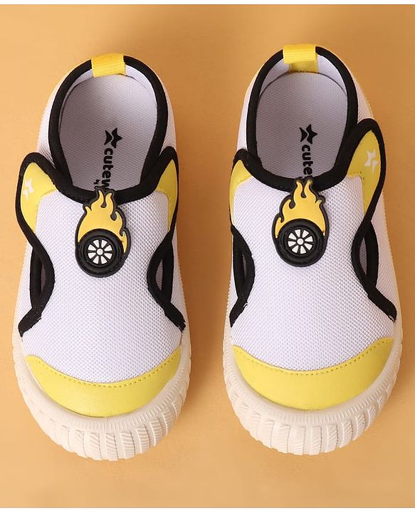 Cute Walk by Babyhug Casual Shoes with Velcro Closure & Fireball Applique - White & Yellow