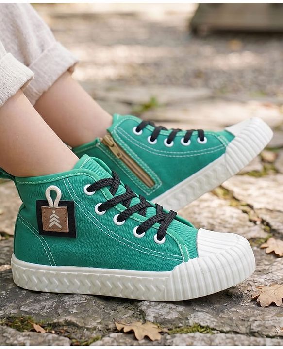 Pine Kids Lace Up Casual Shoes - Green & White