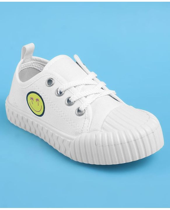 Pine Kids Lace Ups Casual Shoes With Smile Print - White