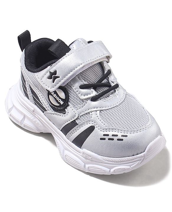 Cute Walk by Babyhug Velcro Closure Sneakers with Fashion Applique - Silver