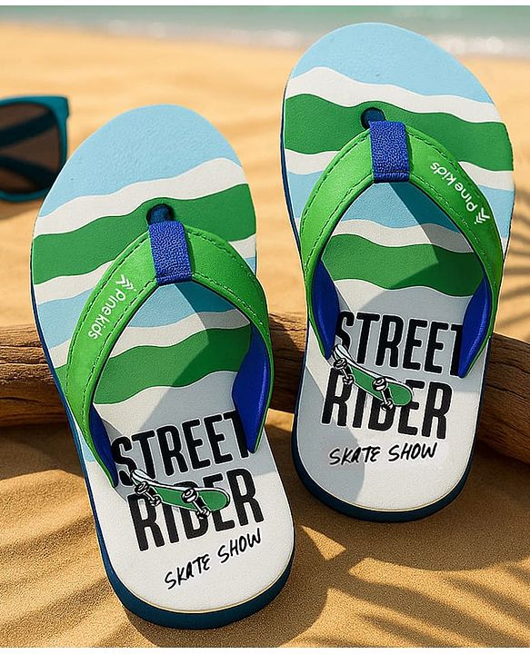 Pine Kids Slip On Flip Flops With Skateboarding Print - Green