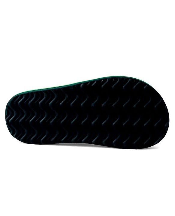Pine Kids Slip On Flip Flops With Skateboarding Print - Green