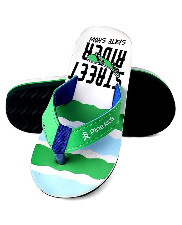 Pine Kids Slip On Flip Flops With Skateboarding Print - Green