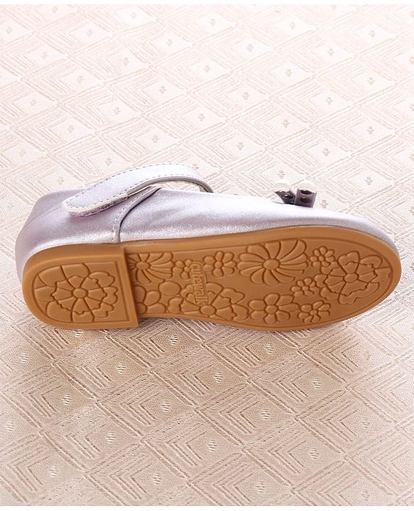 Cute Walk by Babyhug Ballerina With Velcro Closure and Bow Applique - Purple