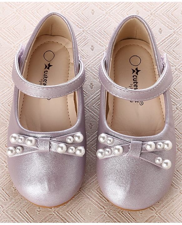 Cute Walk by Babyhug Ballerina With Velcro Closure and Bow Applique - Purple