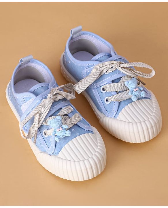 Cute Walk by Babyhug Casual Shoes with Velcro Closure & Teddy Applique - Blue