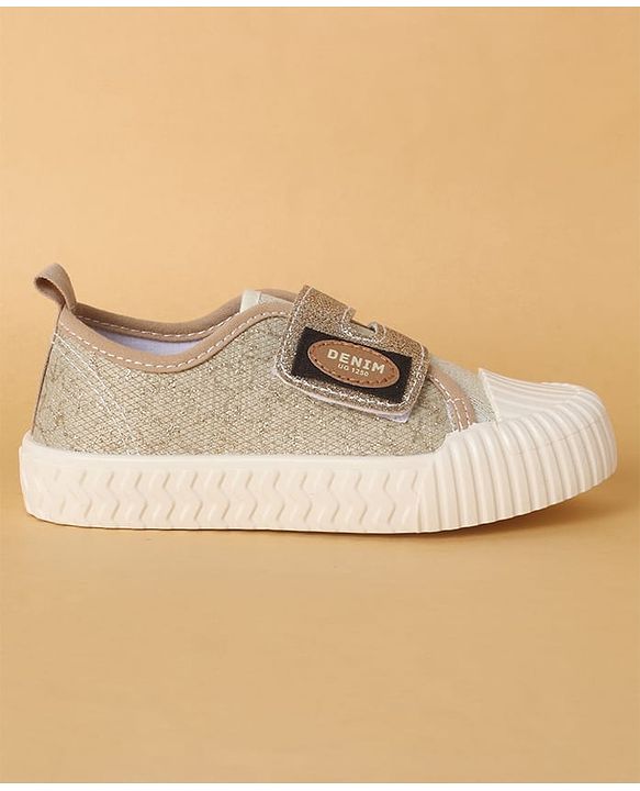 Cute Walk by Babyhug Casual Shoes with Velcro Closure & Glitter Print - Golden