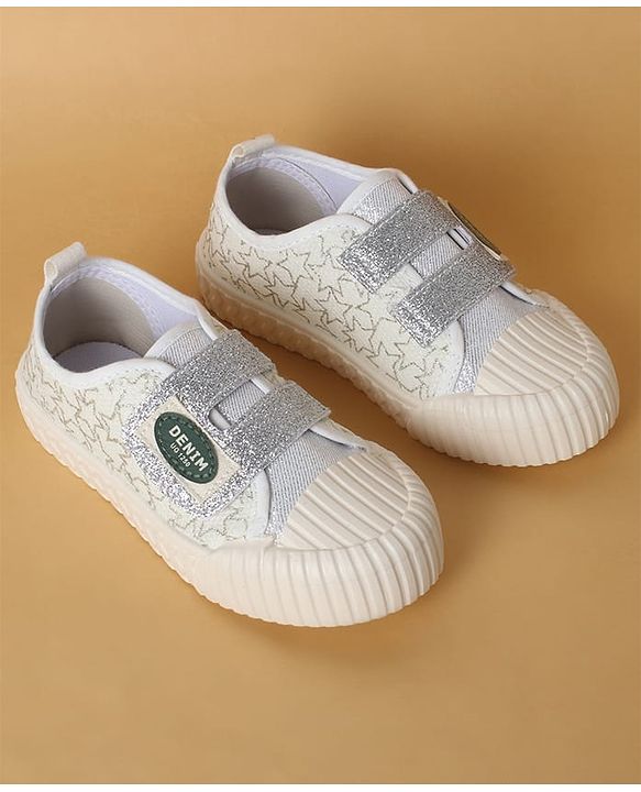 Cute Walk by Babyhug Casual Shoes with Velcro Closure & Glitter Print - Golden