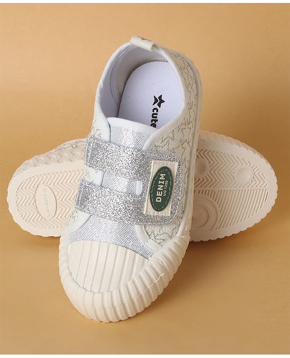 Cute Walk by Babyhug Casual Shoes with Velcro Closure & Glitter Print - Golden