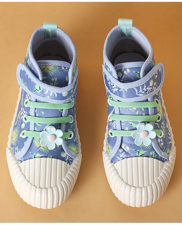 Cute Walk by Babyhug Casual Shoes with Velcro Closure Floral Applique - Blue