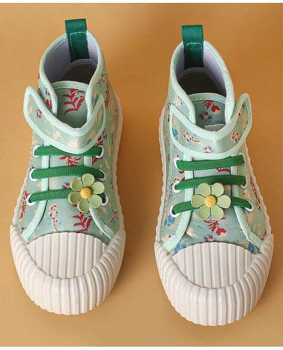 Cute Walk by Babyhug Casual Shoes with Velcro Closure Floral Applique - Blue